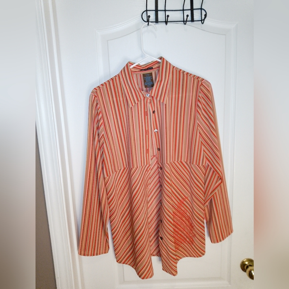 DLG/ women's shirt / size :10 / pink and yellow